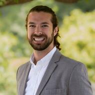 Dr. Aidan Gilchrist